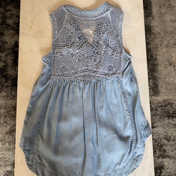 Chambray sleeveless tank - Picture 4 of 6